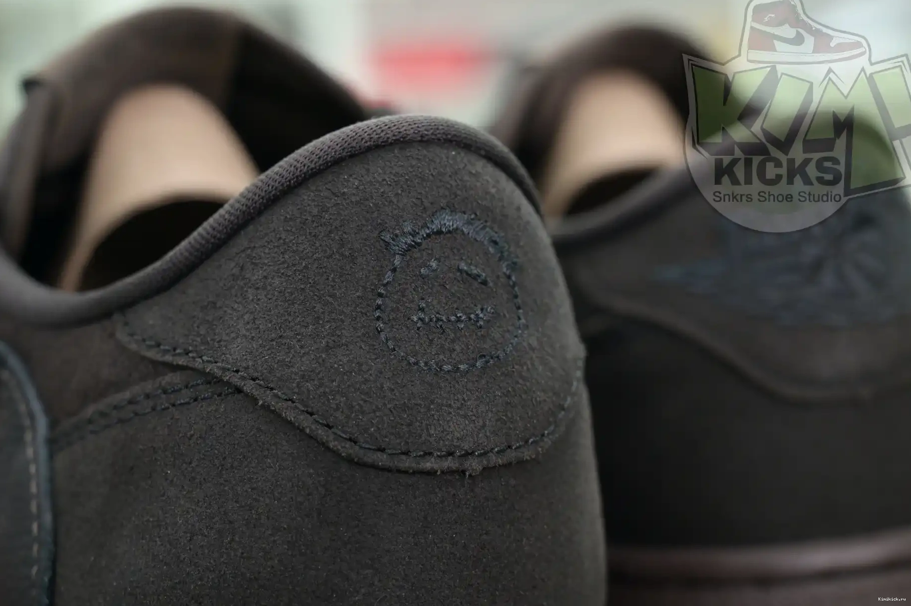 Air Brown” x Travis OG“Velvet Low Jordan Scott Kimikick Jordan 1 0619